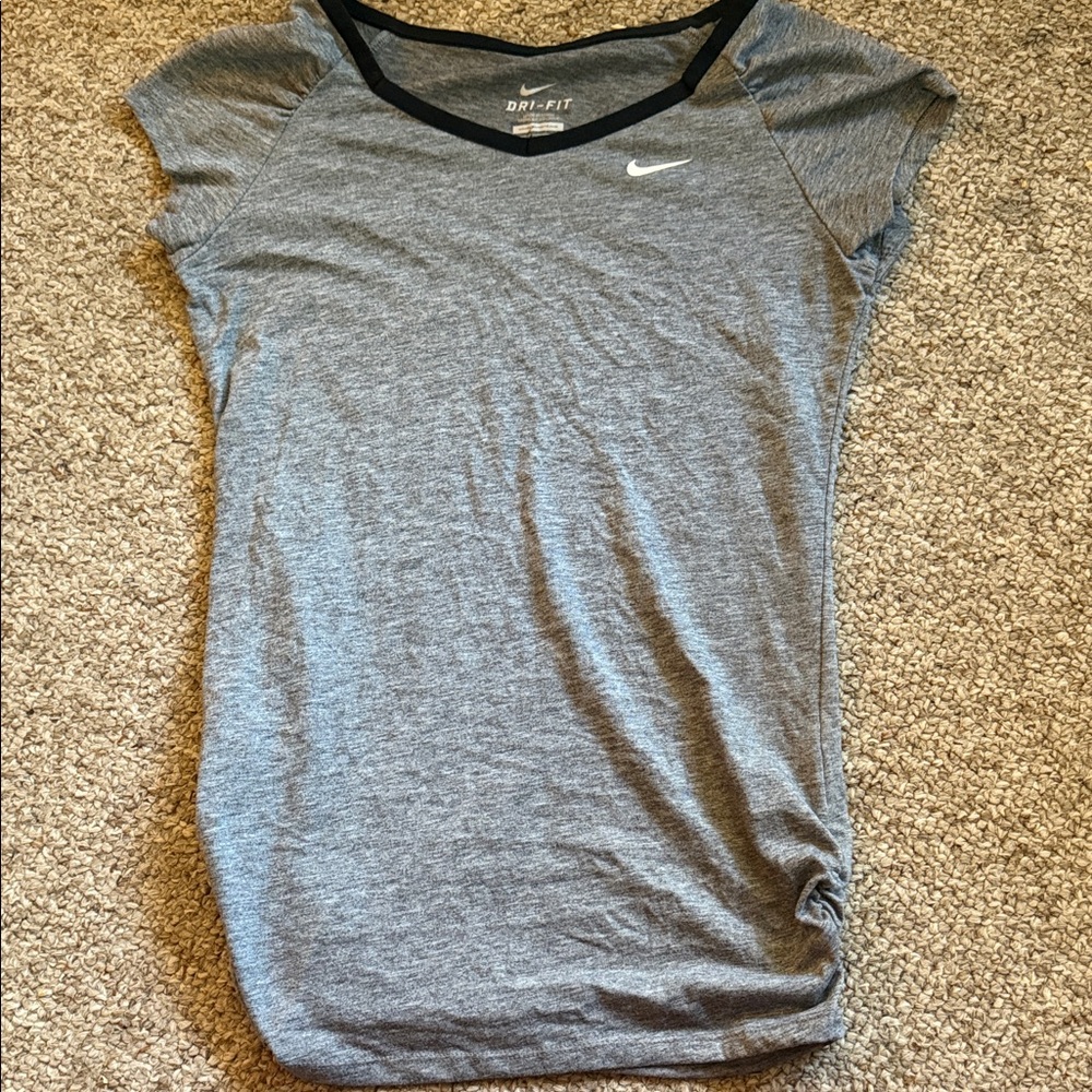 Nike Women's Heather Gray Dri-FIT Tee